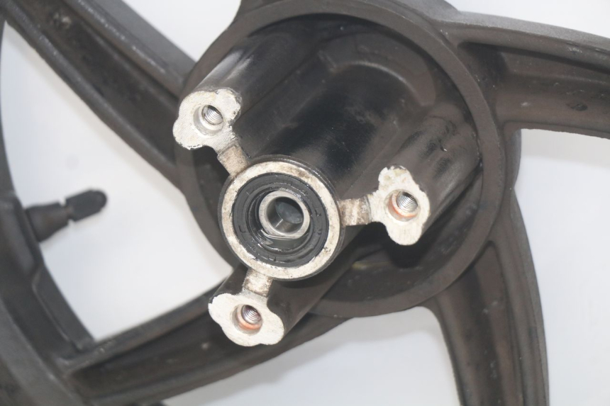 photo de FRONT WHEEL SYM ORBIT 2 2T 50 (2008 - 2018) - Technical close-up