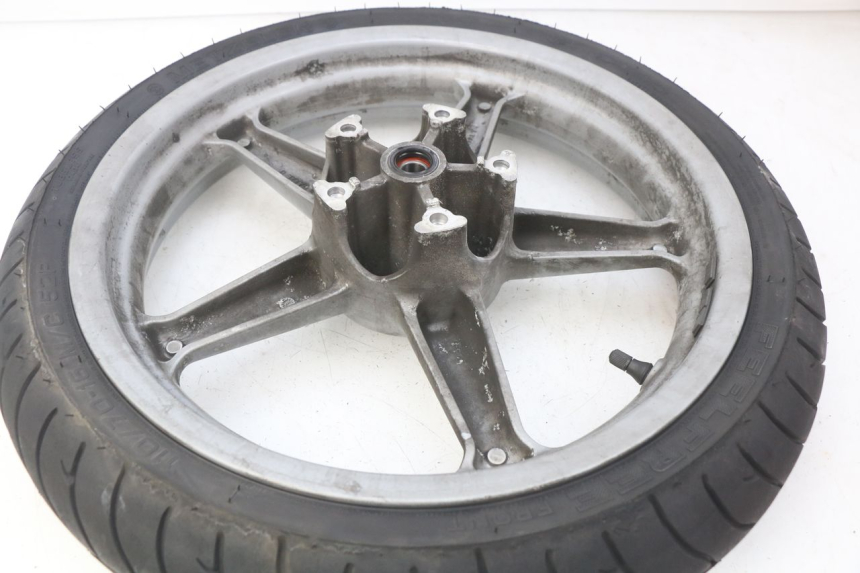 photo de FRONT WHEEL KYMCO PEOPLE 250 (2004 - 2008) - Technical close-up