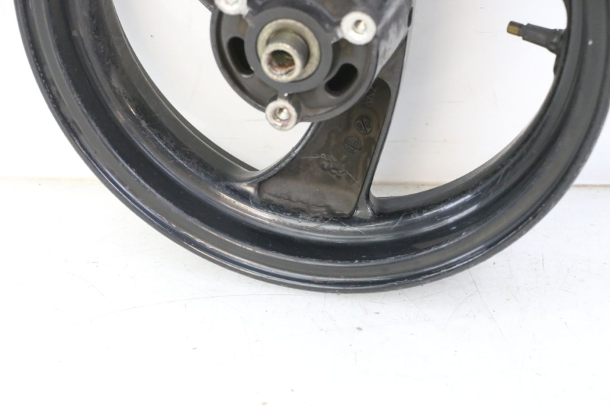 photo de FRONT WHEEL RIM PEUGEOT ELYSTAR 50 (2002 - 2014) - Zoom on usage condition