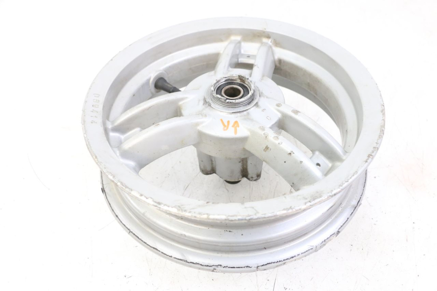 photo de FRONT WHEEL RIM PEUGEOT LUDIX 50 (2005 - 2007) - High-resolution close-up