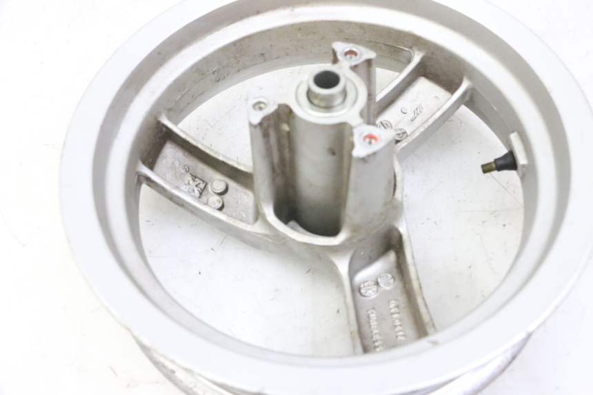 photo de FRONT RIM PEUGEOT VIVACITY 125 (2010 - 2017) - Additional view of the item