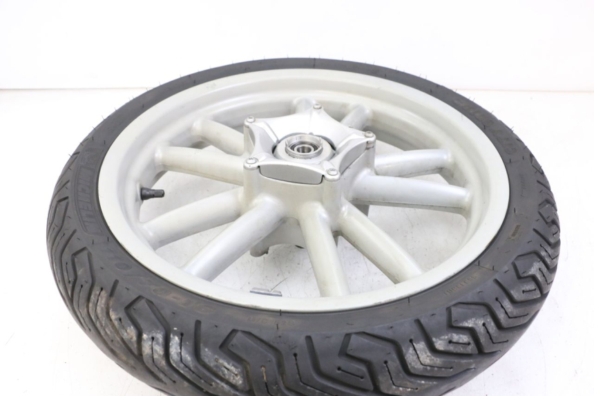 photo de FRONT RIM PIAGGIO BEVERLY 125 (1998 - 2005) - Technical close-up