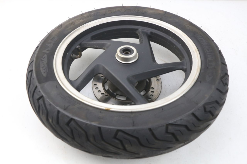 photo de FRONT RIM RED ELECTRIC RED E PRO 1 (2017 - 2019) - Technical close-up