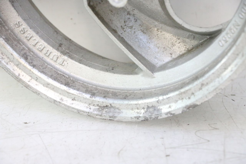 photo de FRONT RIM YIYING RETRO 125 (2008 - 2018) - Technical close-up