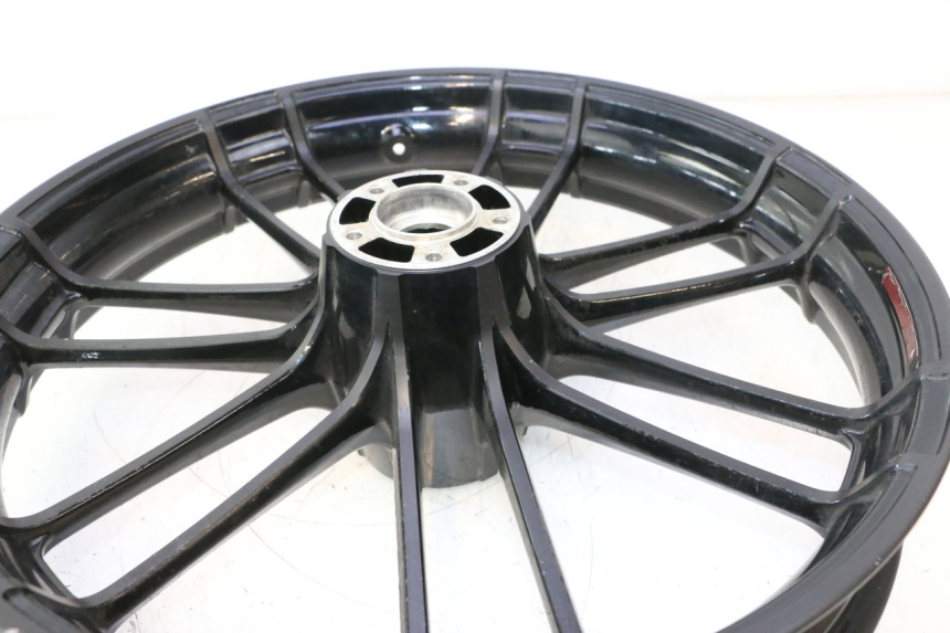 photo de FRONT RIM HARLEY DAVIDSON ROAD GLIDE FLTRXSE 1920 (2018 - 2022) - Technical close-up