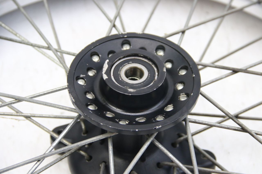 photo de FRONT WHEEL RIM HYOSUNG RT KARION 125 (2003 - 2007) - Supplementary product photo