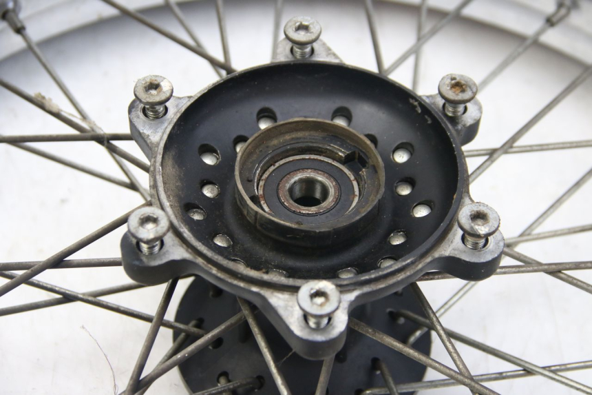 photo de FRONT WHEEL RIM HYOSUNG RT KARION 125 (2003 - 2007) - Spare part profile view