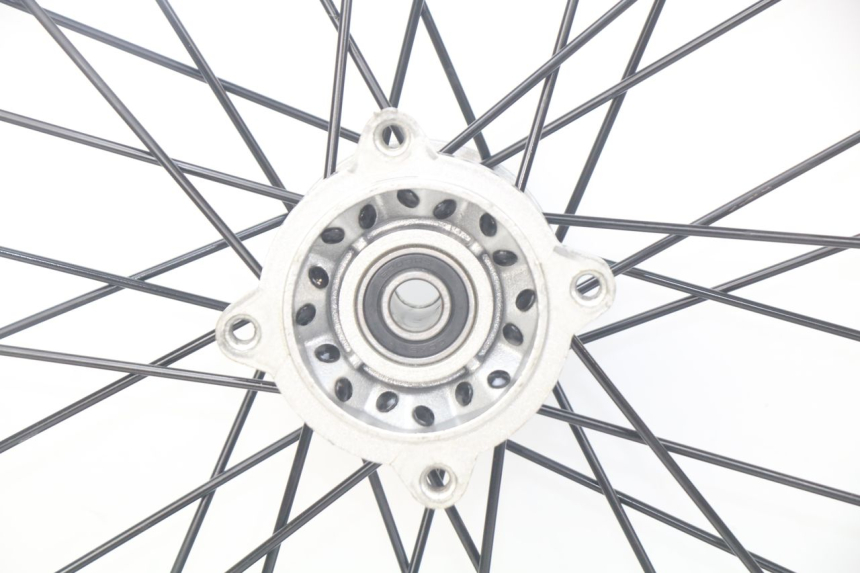 photo de FRONT WHEEL APOLLO RXF 125 - Surface and material condition