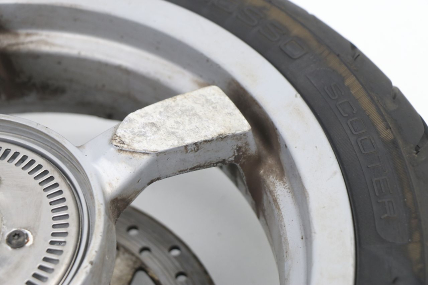 photo de FRONT WHEEL PEUGEOT SATELIS 125 (2010 - 2012) - Surface and material condition
