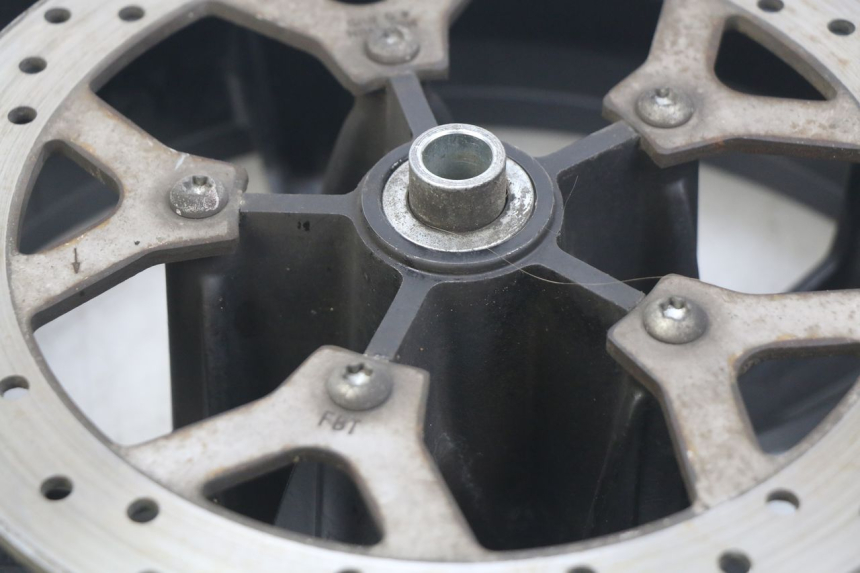 photo de FRONT WHEEL PEUGEOT SATELIS 125 (2010 - 2012) - Product overview