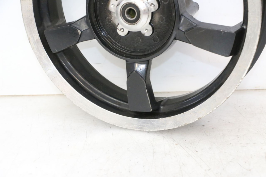 photo de FRONT WHEEL PEUGEOT SATELIS 125 (2006 - 2009) - Supplementary product photo