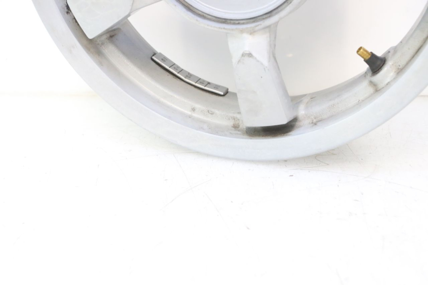 photo de FRONT WHEEL PEUGEOT SATELIS 125 (2006 - 2009) - Distinctive features