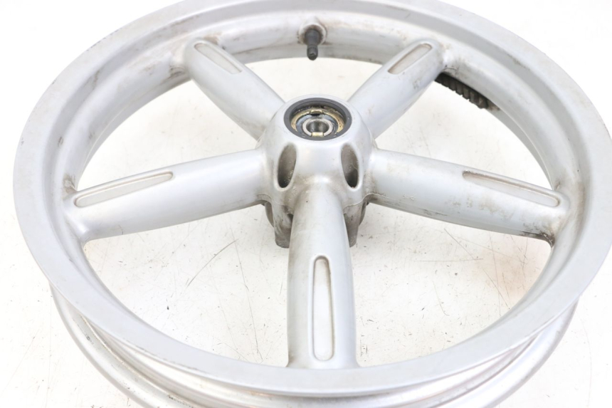 photo de FRONT RIM APRILIA SCARABEO GT 125 (1999 - 2007) - Distinctive features