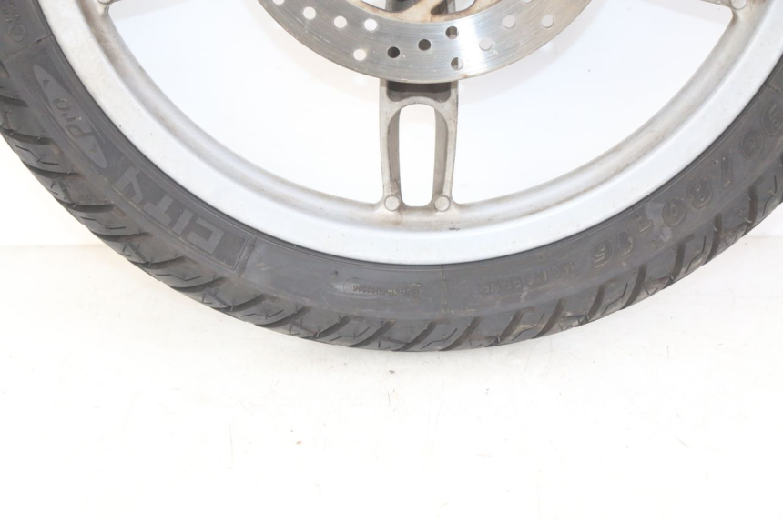 photo de FRONT WHEEL APRILIA SCARABEO 100 (2003 - 2012) - Distinctive features