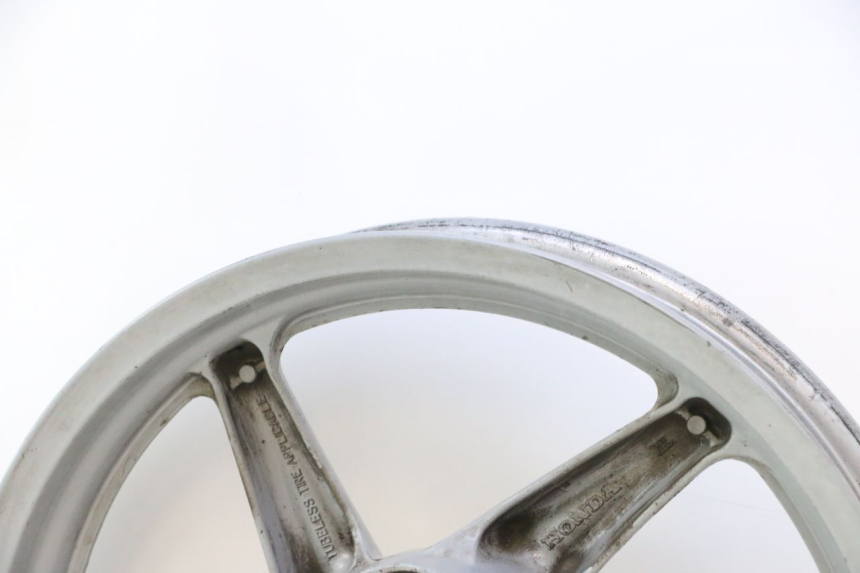photo de FRONT RIM HONDA SH 125 (2001 - 2003) - Fixing points details