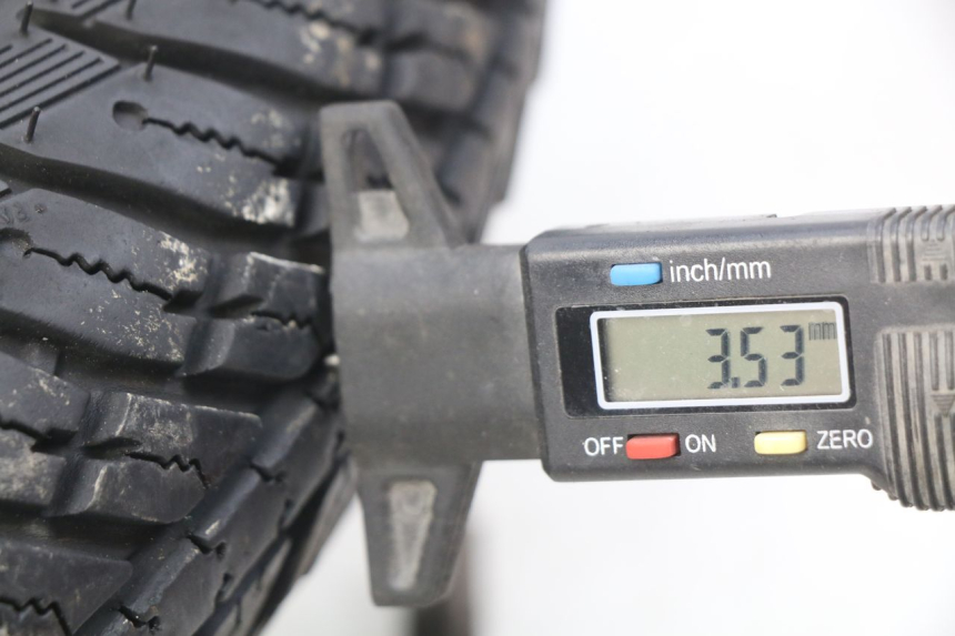 photo de FRONT WHEEL SUZUKI SIXTEEN 125 (2008 - 2010) - Component detail