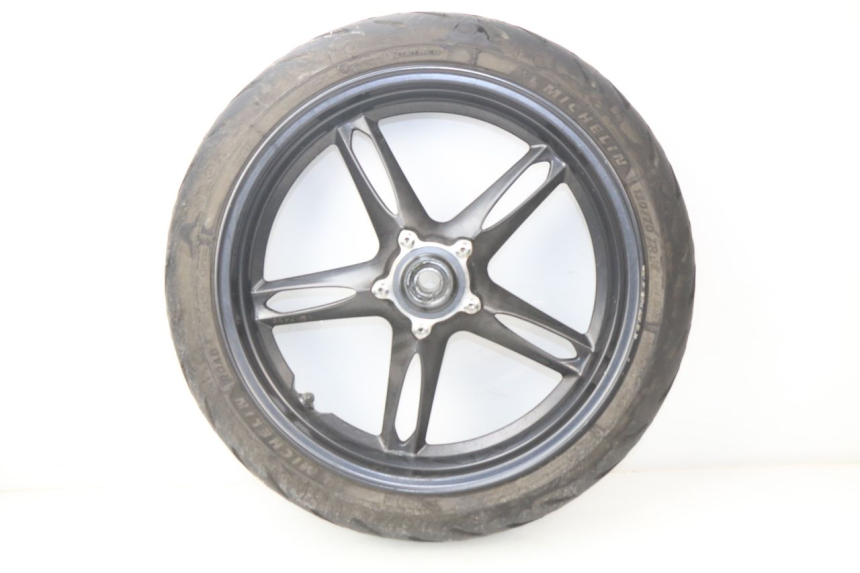 photo de FRONT RIM TRIUMPH SPEED TRIPLE 1050 (2005 - 2007) - Distinctive features