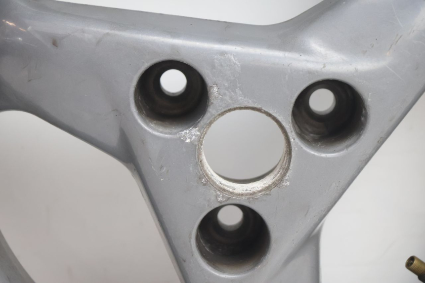 photo de FRONT WHEEL RIM PEUGEOT SPEEDFIGHT LC 50 (1996 - 2002) - Alternative perspective
