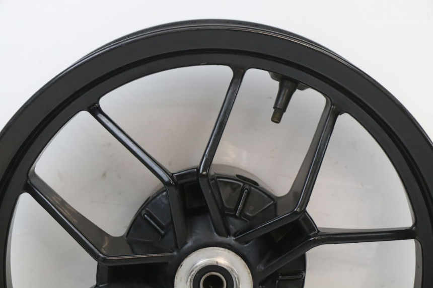 photo de FRONT WHEEL RIM APRILIA SR 2T 50 (2018 - 2022) - Component detail
