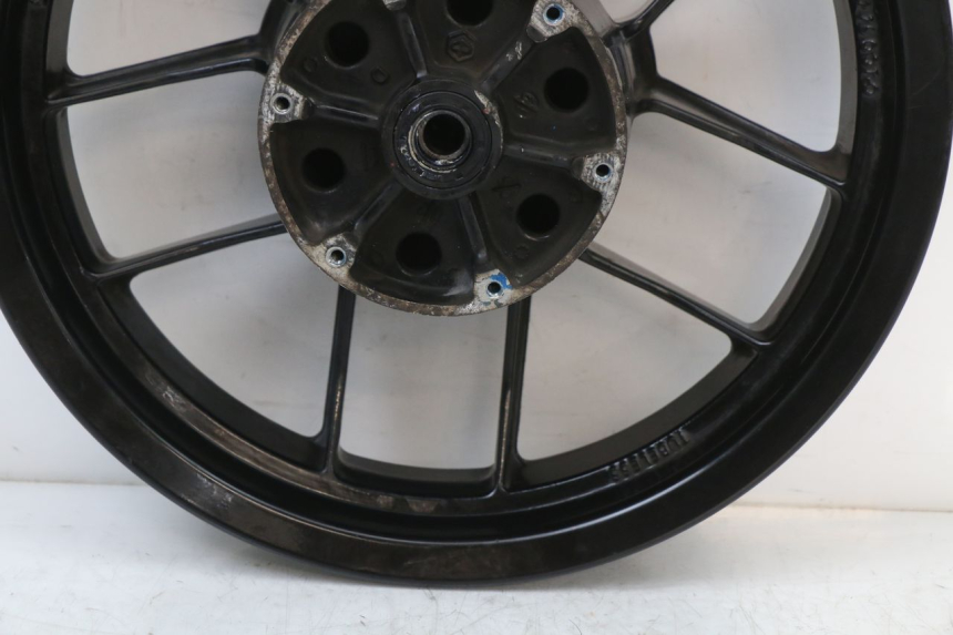 photo de FRONT WHEEL RIM APRILIA SR 2T 50 (2018 - 2022) - Fixing points details