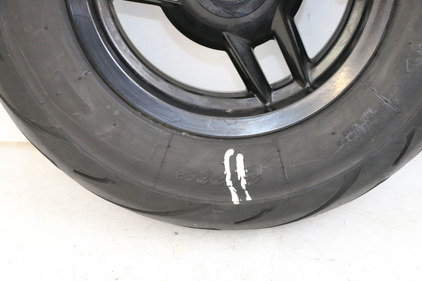 photo de FRONT RIM PEUGEOT STREETZONE 2T 50 (2014 - 2019) - Fixing points details