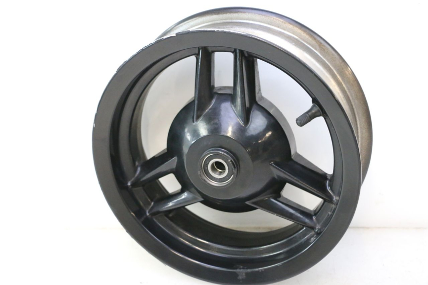 photo de FRONT RIM PEUGEOT STREETZONE NAKED 2T 50 (2014 - 2018) - Zoom on usage condition