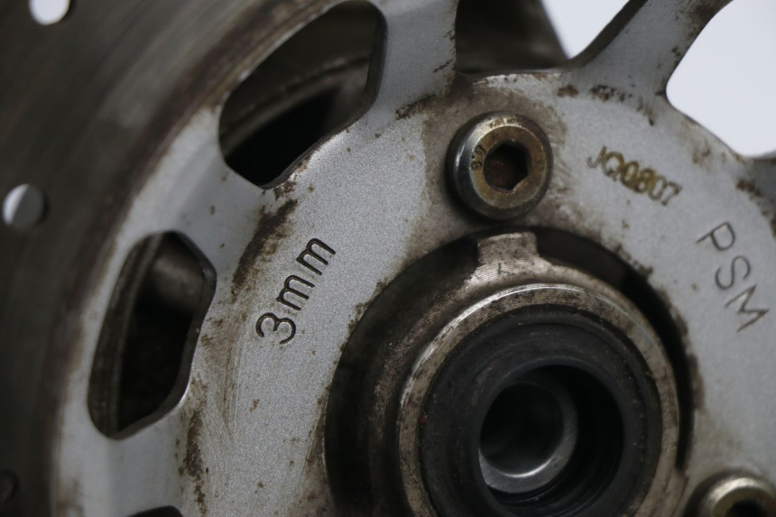 photo de FRONT RIM PEUGEOT SUM UP 125 (2008 - 2013) - Alternative perspective