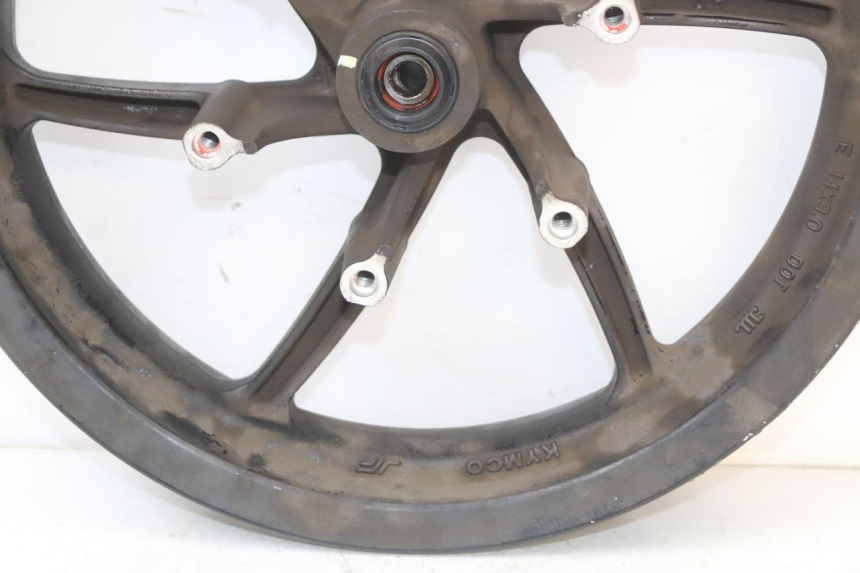 photo de FRONT RIM KYMCO SUPER 8 4T 50 (2021 - 2024) - Surface and material condition