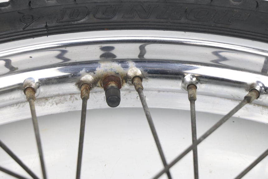 photo de FRONT RIM SUZUKI GN 125 (1997 - 2000) - Fixing points details