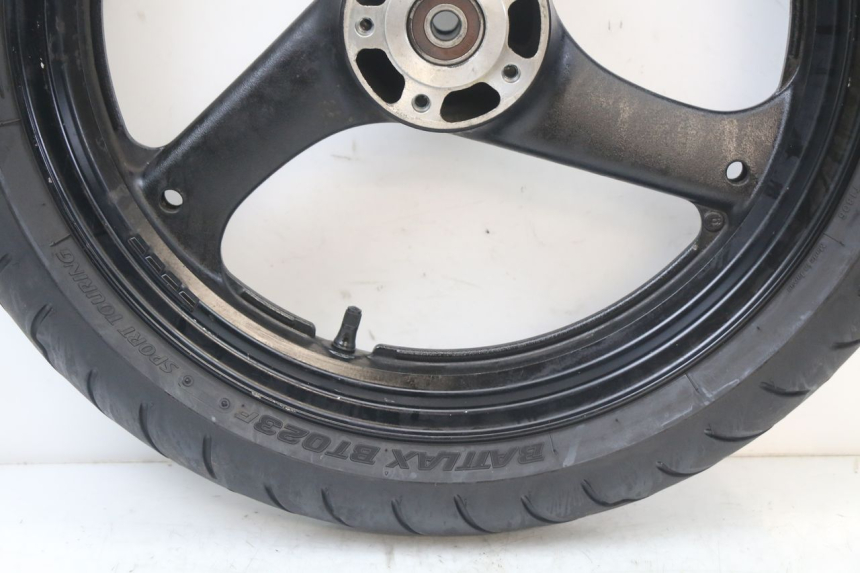 photo de FRONT RIM SUZUKI GS F 500 (2004 - 2007) - Distinctive features