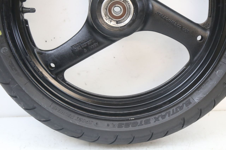 photo de FRONT RIM SUZUKI GS F 500 (2004 - 2007) - Alternative perspective