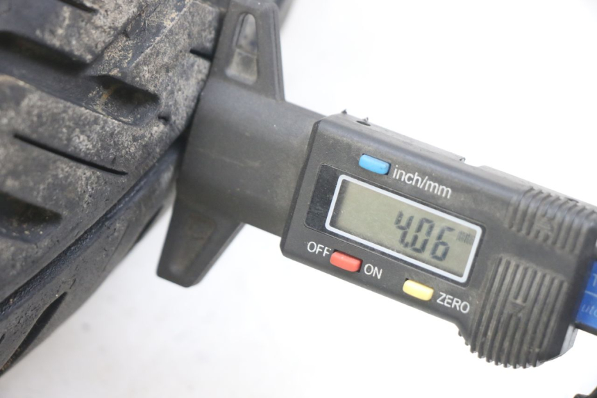 photo de FRONT WHEEL RIM APRILIA SXR 50 (2021 - 2023) - Alternative perspective