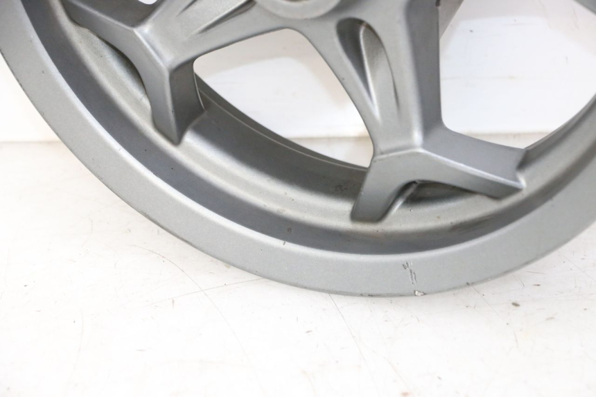 photo de FRONT WHEEL RIM APRILIA SXR 50 (2021 - 2023) - Fixing points details