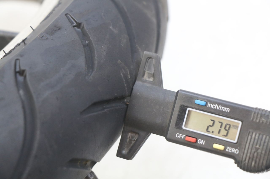 photo de FRONT WHEEL RIM PEUGEOT TWEET 4T 50 (2010 - 2014) - Component detail