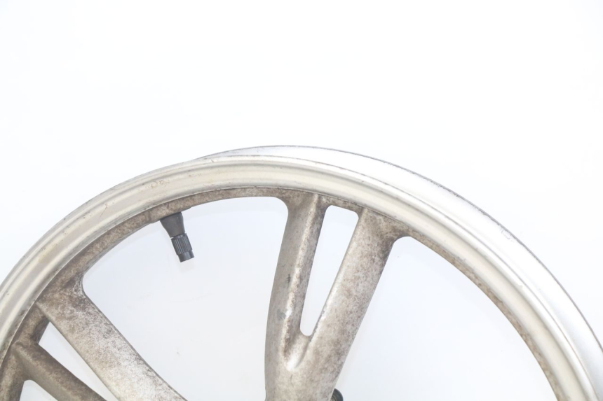 photo de FRONT WHEEL RIM PEUGEOT TWEET 4T 50 (2010 - 2014) - Surface and material condition