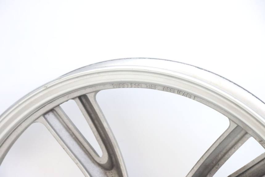 photo de FRONT WHEEL PEUGEOT TWEET 4T 50 (2014 - 2019) - Surface and material condition