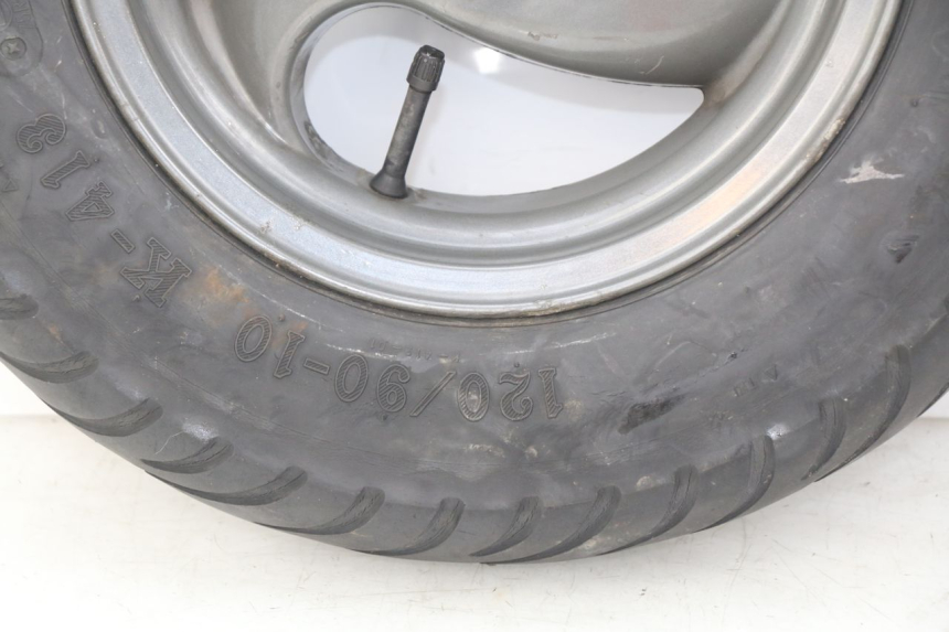 photo de FRONT WHEEL PIAGGIO TYPHOON 50 (1993 - 1999) - Additional view of the item