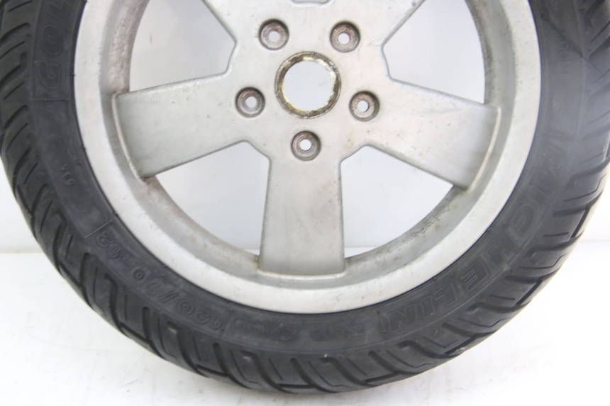 photo de FRONT WHEEL PIAGGIO VESPA GRANTURISMO 125 (2003 - 2007) - Zoom on usage condition