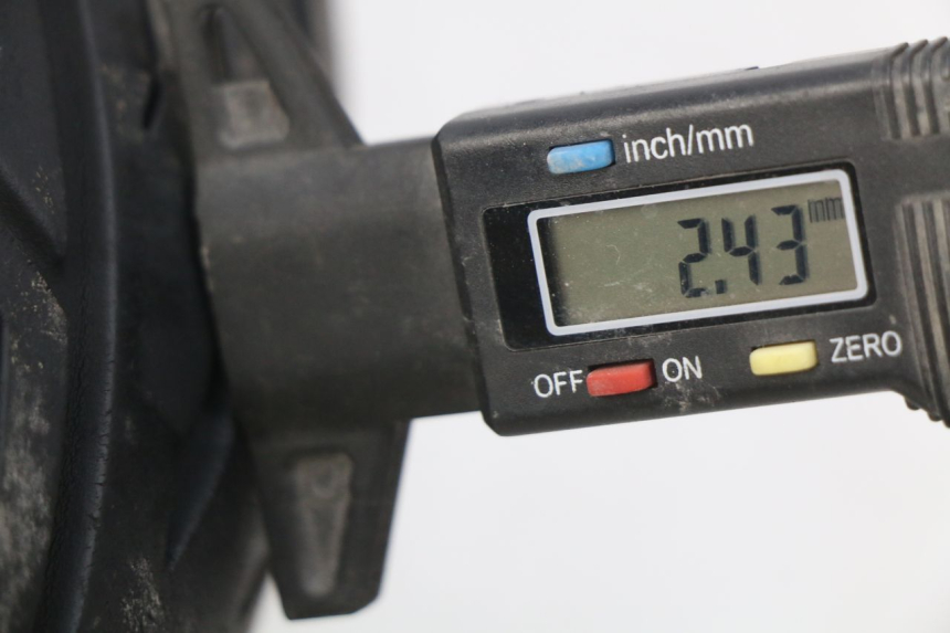 photo de FRONT WHEEL RIM PIAGGIO VESPA GTS IGET ABS 125 (2017 - 2023) - Component detail