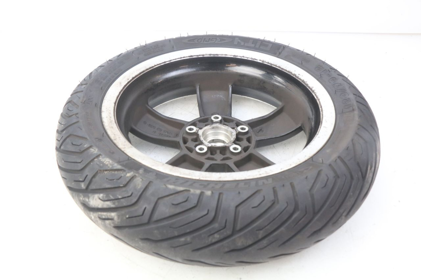 photo de FRONT WHEEL RIM PIAGGIO VESPA GTS IGET ABS 125 (2017 - 2023) - Alternative perspective