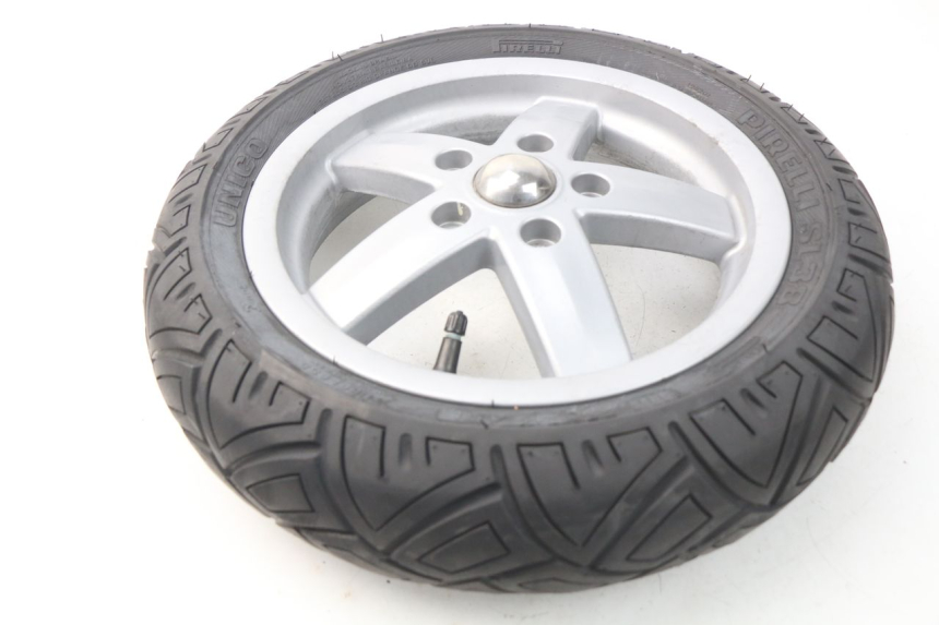 photo de FRONT RIM PIAGGIO VESPA LX IE 125 (2010 - 2012) - Detailed visual inspection