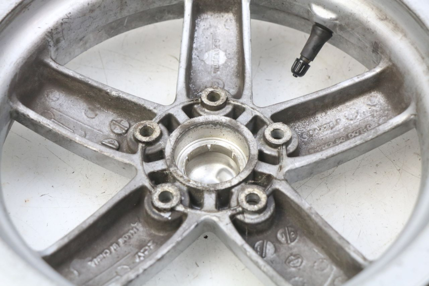 photo de FRONT WHEEL RIM PIAGGIO VESPA LX 125 (2005 - 2010) - Alternative perspective