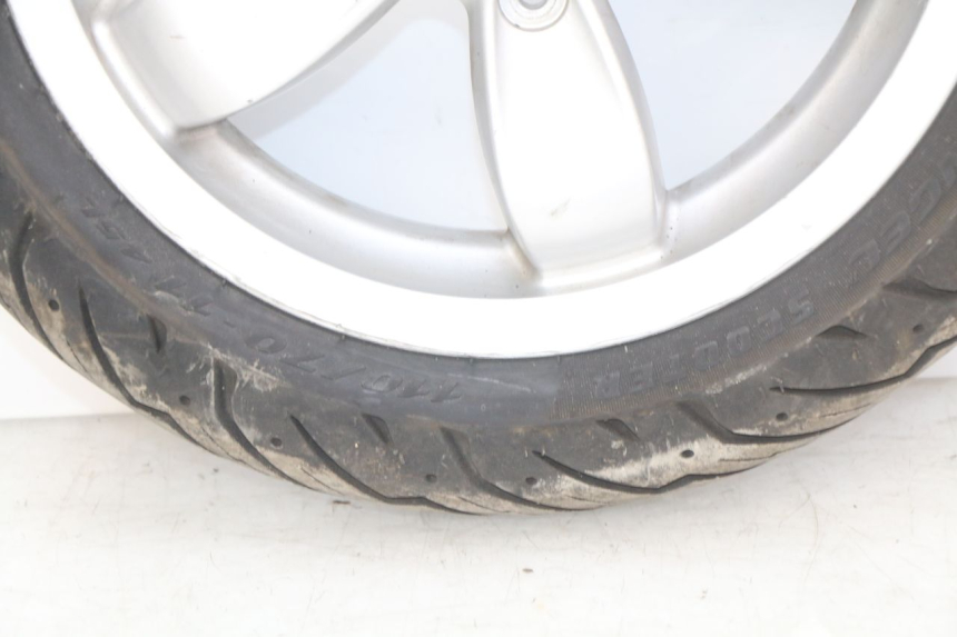 photo de FRONT WHEEL RIM PIAGGIO VESPA PRIMAVERA 2T 50 (2013 - 2018) - Markings and original references