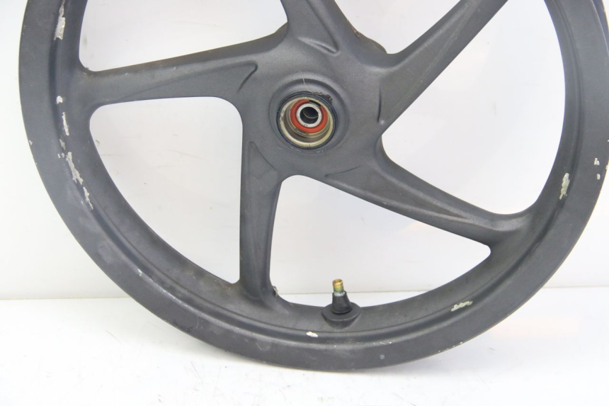 photo de FRONT WHEEL RIM HONDA VISION NSC R 50 (2013 - 2015) - Fixing points details