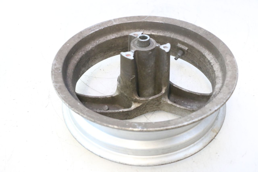 photo de FRONT WHEEL RIM PEUGEOT VIVACITY NEW 2T 50 (2008 - 2017) - Alternative perspective