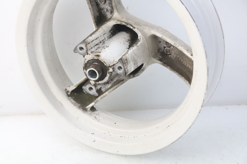 photo de FRONT WHEEL RIM PEUGEOT VIVACITY NEW 4T 50 (2008 - 2017) - Surface and material condition