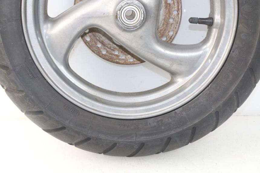 photo de FRONT RIM PEUGEOT VIVACITY 100 (1999 - 2008) - Distinctive features