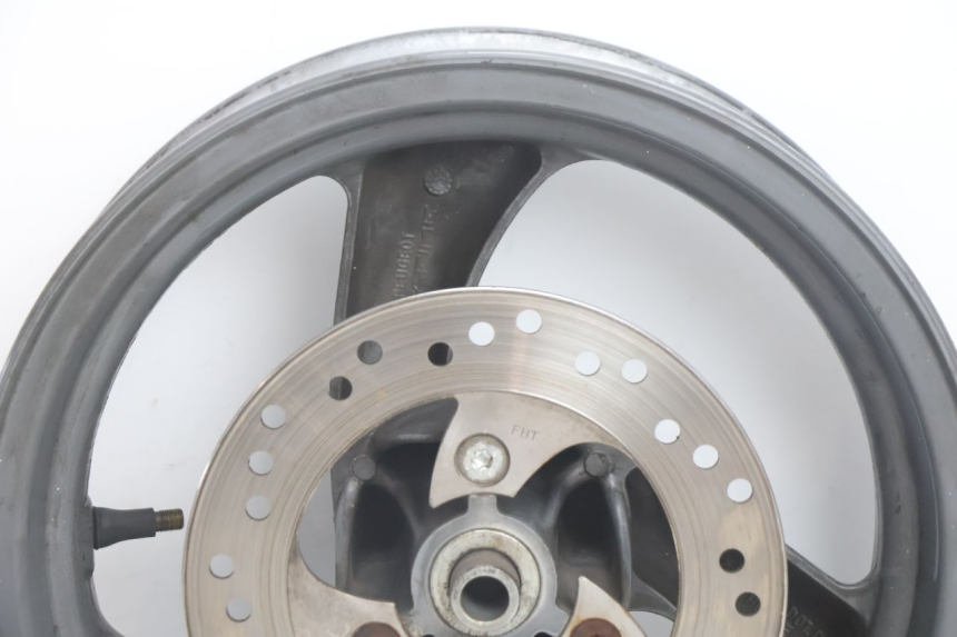photo de FRONT RIM PEUGEOT VIVACITY 100 (1999 - 2008) - Fixing points details