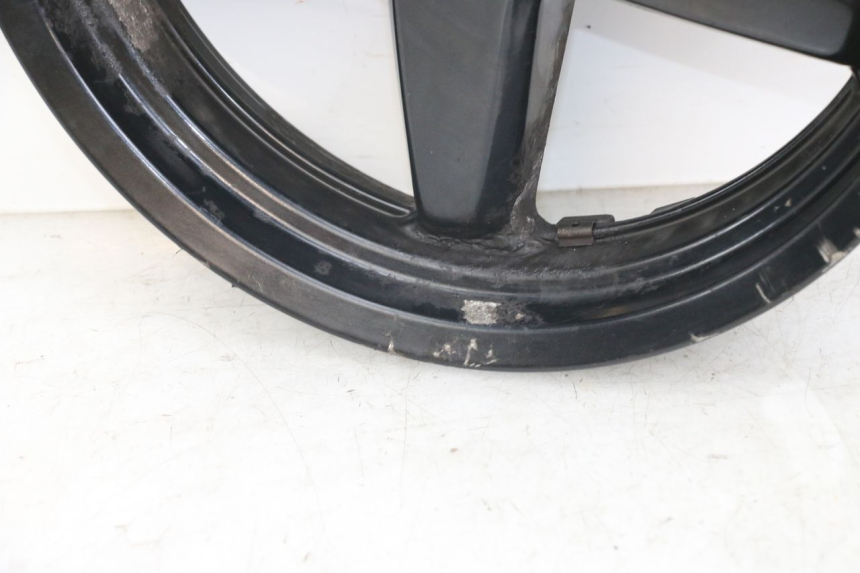 photo de FRONT WHEEL YAMAHA X-MAX XMAX 250 (2006 - 2009) - Fixing points details