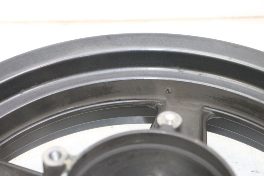 photo de FRONT WHEEL RIM YAMAHA X-MAX XMAX 125 (2010 - 2013) - Detailed visual inspection